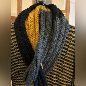 HANDKNIT chunky scarf in gold/black/grey. Washable